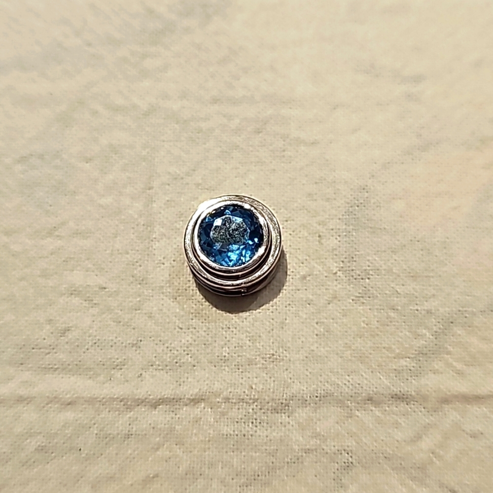 14KT WHITE Gold natural Blue Topaz pendant slide with chain - Picture 3 of 5